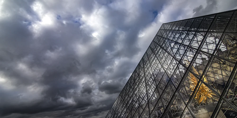<strong>Pyramide du Louvre</strong> - Paris <small>© Rémy SALAÜN</small>