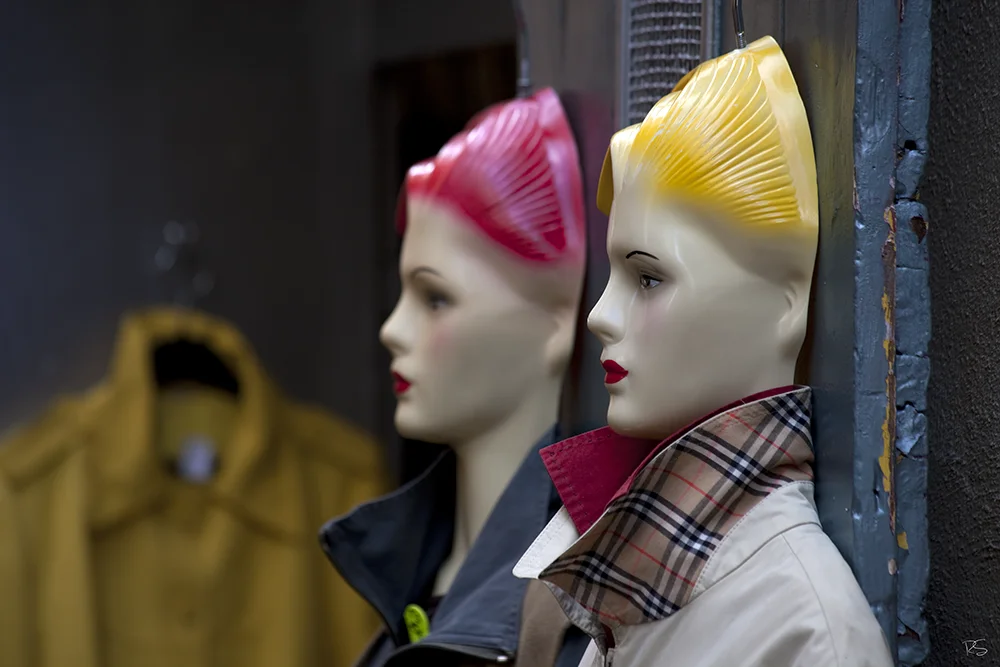 <strong>Collection Automne-Hiver</strong> • Magasin, Mannequin - Aix-en-Provence <small>© Rémy SALAÜN</small>