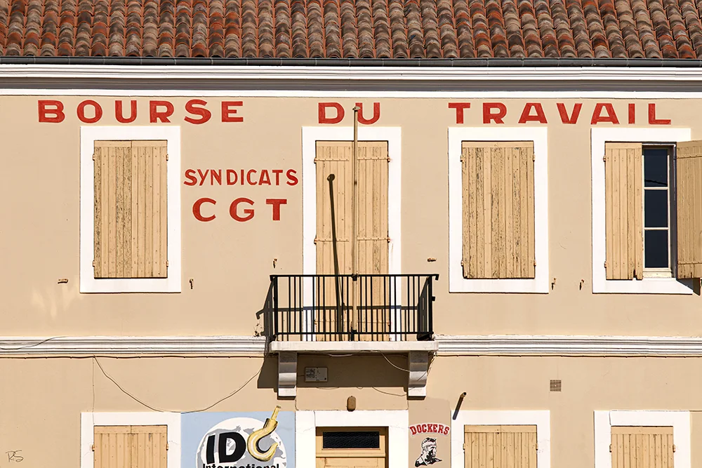 <strong>Bourse du Travail</strong> - Port Saint-Louis du Rhône <small>© Rémy SALAÜN</small>